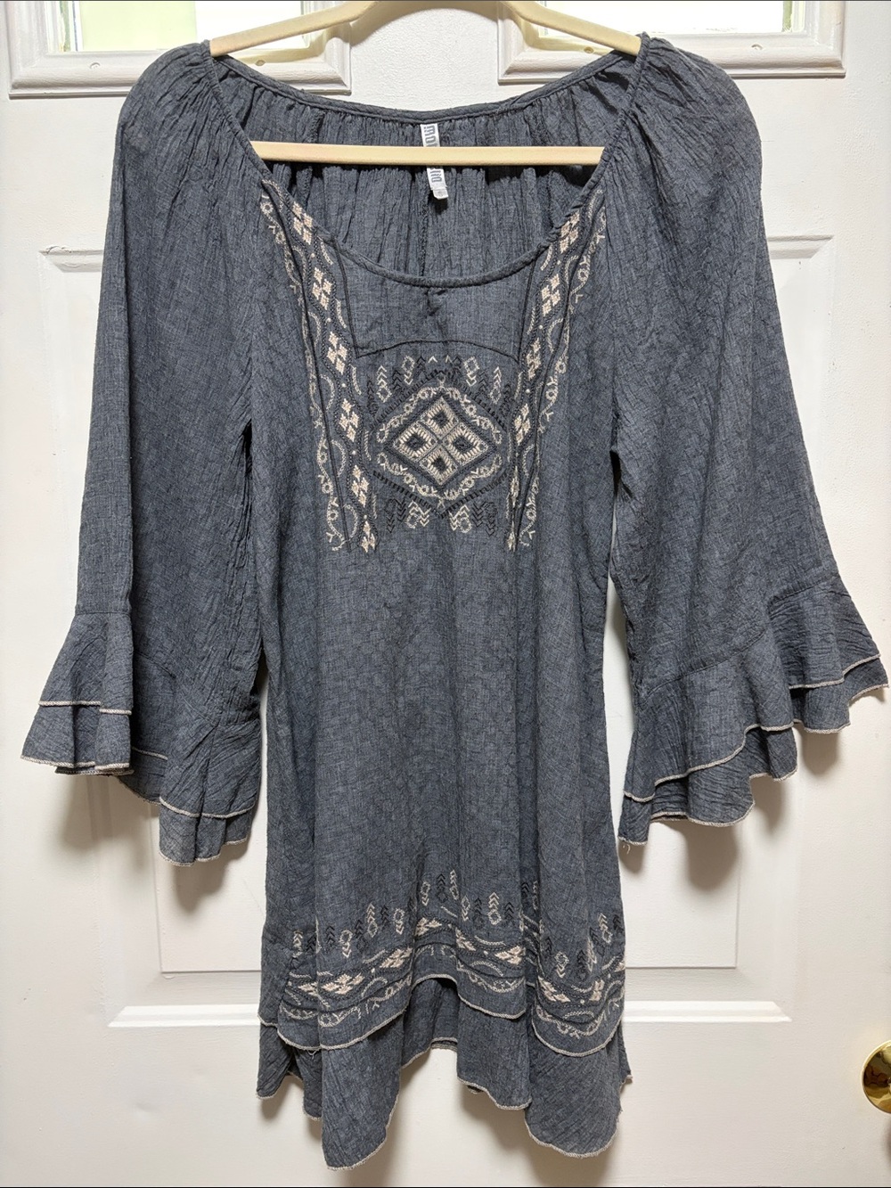 Monoreno Embroidered Boho Peasant Tunic